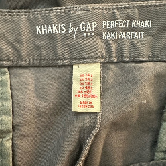 Khakis by GAP  Perfect Khaki Short SZ 14 - Picture 5 of 6